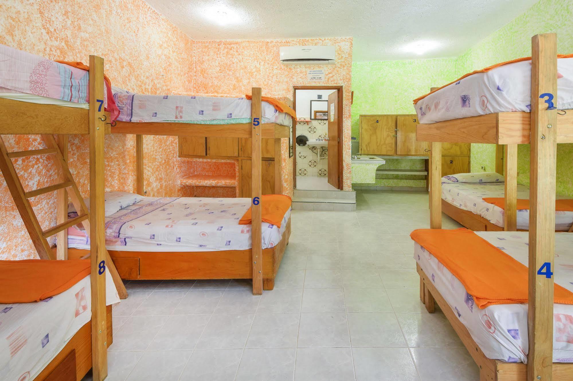 Amigos Hostel Cozumel Kültér fotó