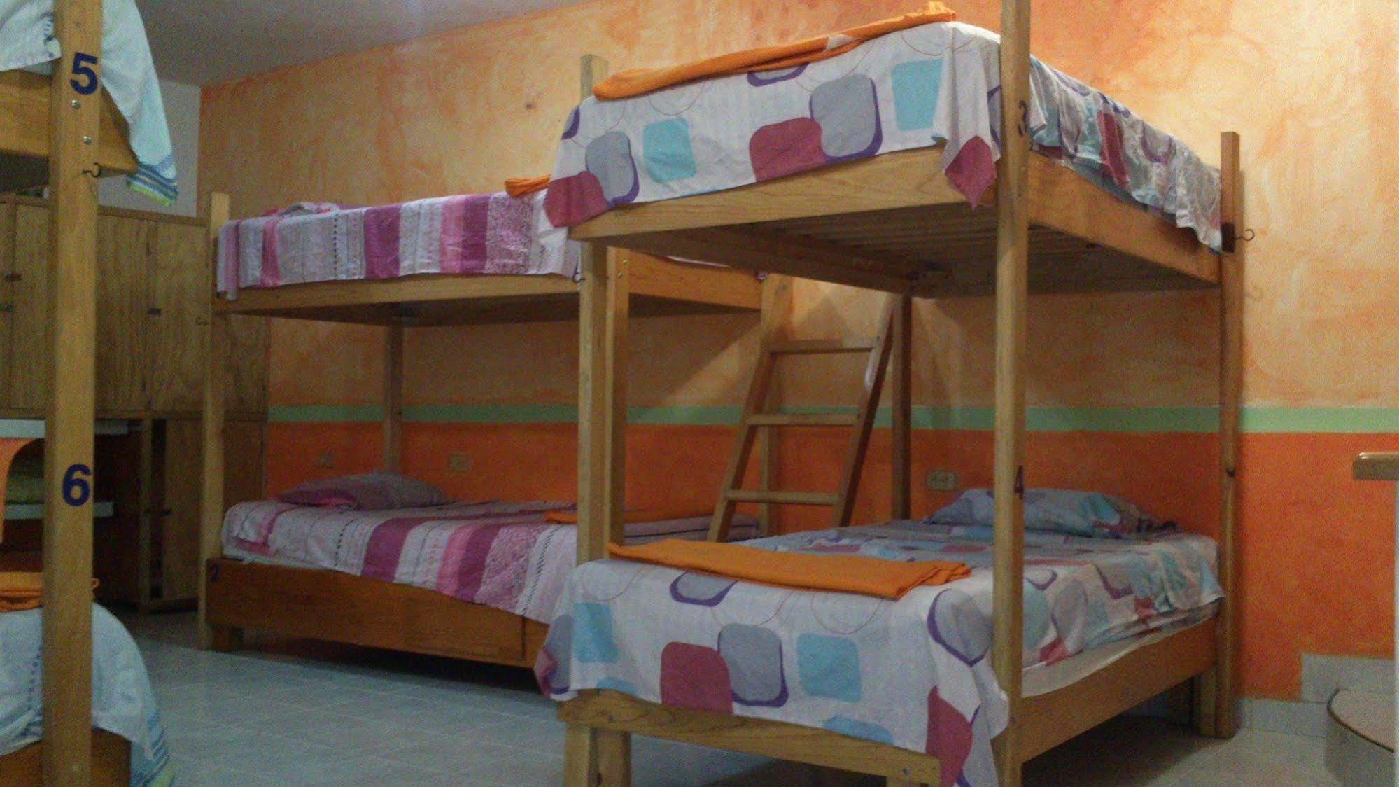 Amigos Hostel Cozumel Kültér fotó